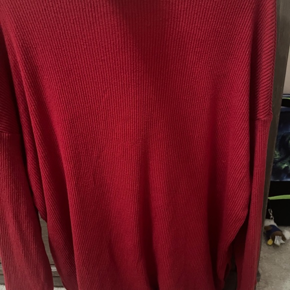 American eagle red sweater - Picture 3 of 3